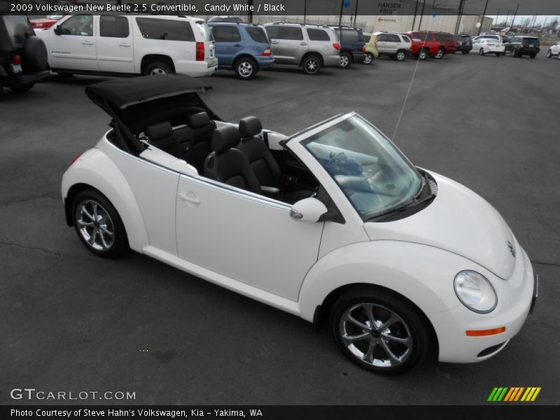 Candy White / Black 2009 Volkswagen New Beetle 2.5 Convertible