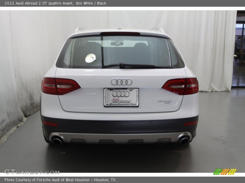 Ibis White / Black 2013 Audi Allroad 2.0T quattro Avant