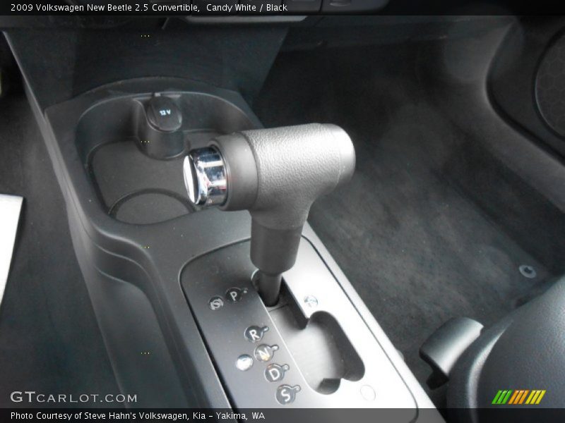  2009 New Beetle 2.5 Convertible 6 Speed Tiptronic Automatic Shifter