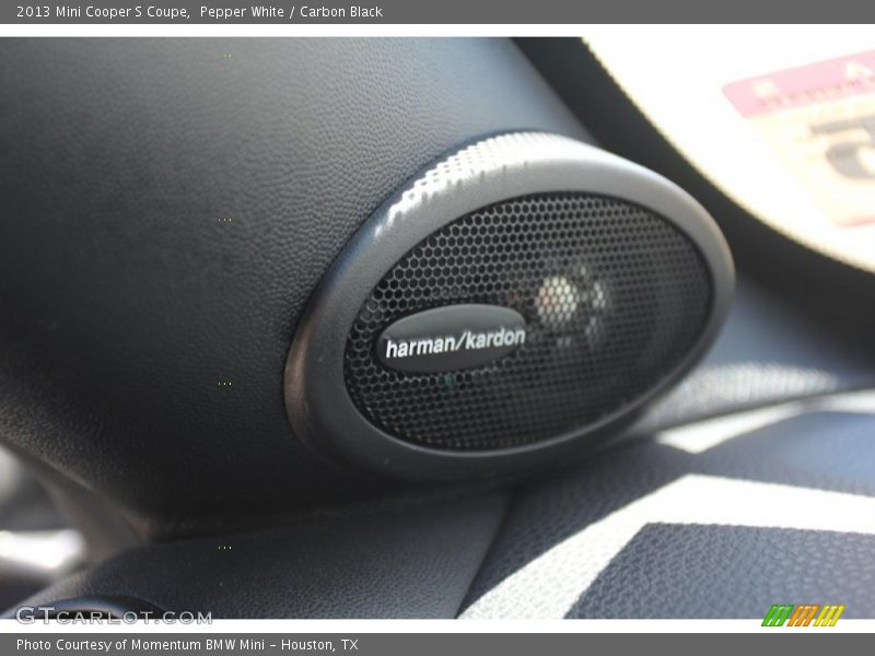 Pepper White / Carbon Black 2013 Mini Cooper S Coupe