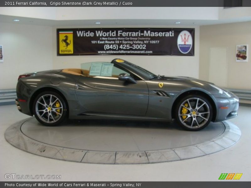 Grigio Silverstone (Dark Grey Metallic) / Cuoio 2011 Ferrari California