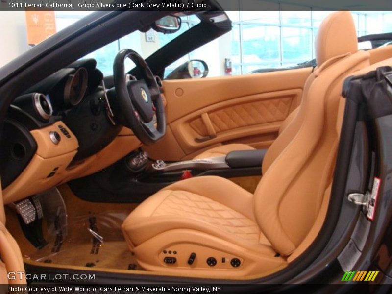  2011 California  Cuoio Interior