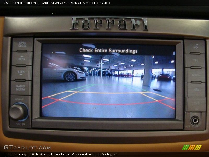 Grigio Silverstone (Dark Grey Metallic) / Cuoio 2011 Ferrari California
