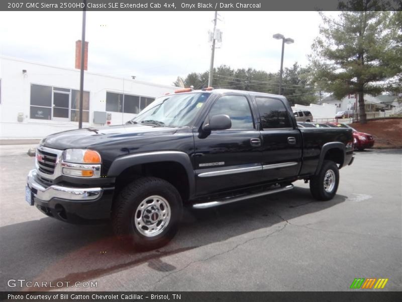Onyx Black / Dark Charcoal 2007 GMC Sierra 2500HD Classic SLE Extended Cab 4x4