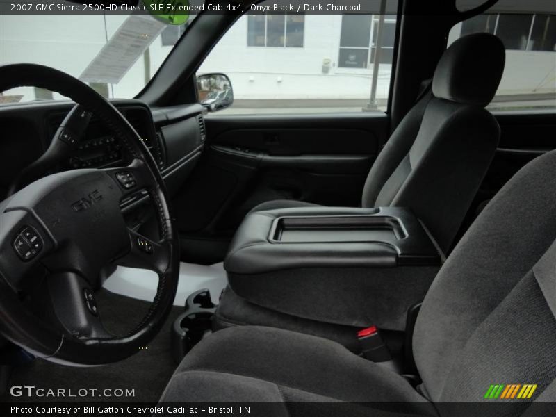 Onyx Black / Dark Charcoal 2007 GMC Sierra 2500HD Classic SLE Extended Cab 4x4