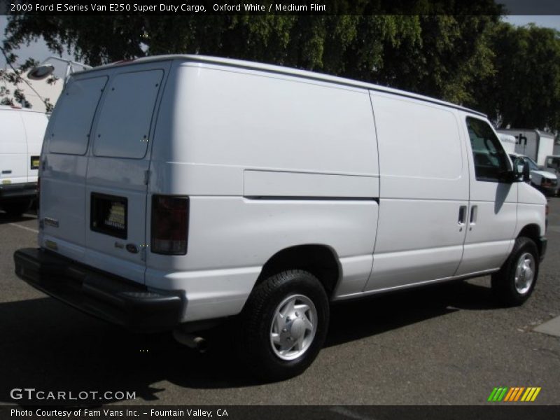 Oxford White / Medium Flint 2009 Ford E Series Van E250 Super Duty Cargo