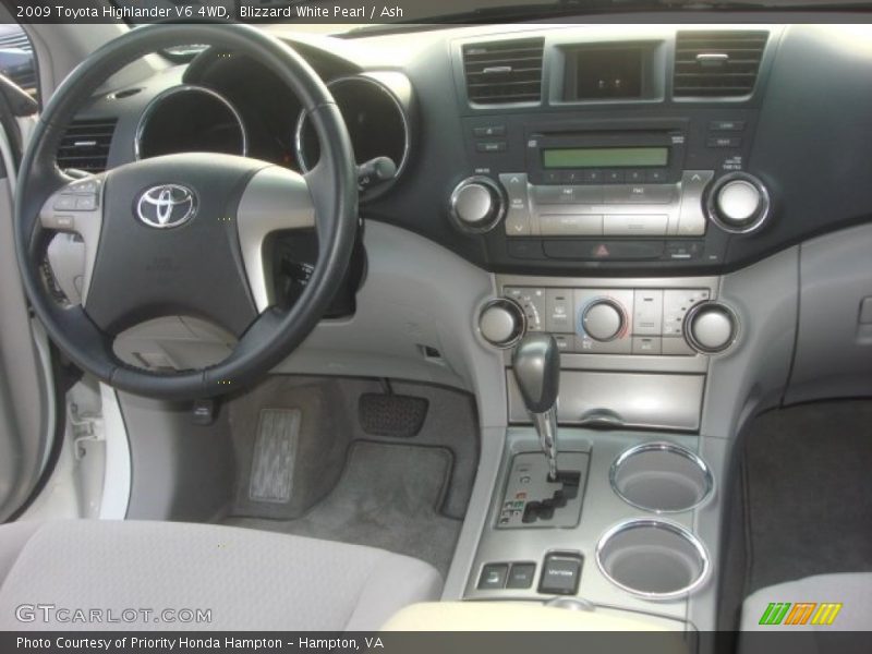Blizzard White Pearl / Ash 2009 Toyota Highlander V6 4WD