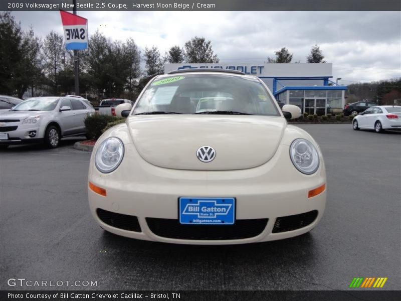Harvest Moon Beige / Cream 2009 Volkswagen New Beetle 2.5 Coupe