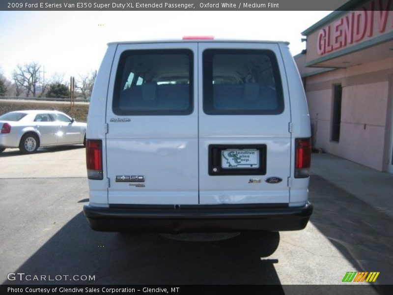 Oxford White / Medium Flint 2009 Ford E Series Van E350 Super Duty XL Extended Passenger