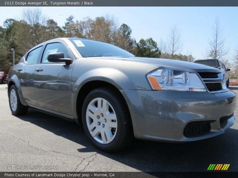 Tungsten Metallic / Black 2013 Dodge Avenger SE