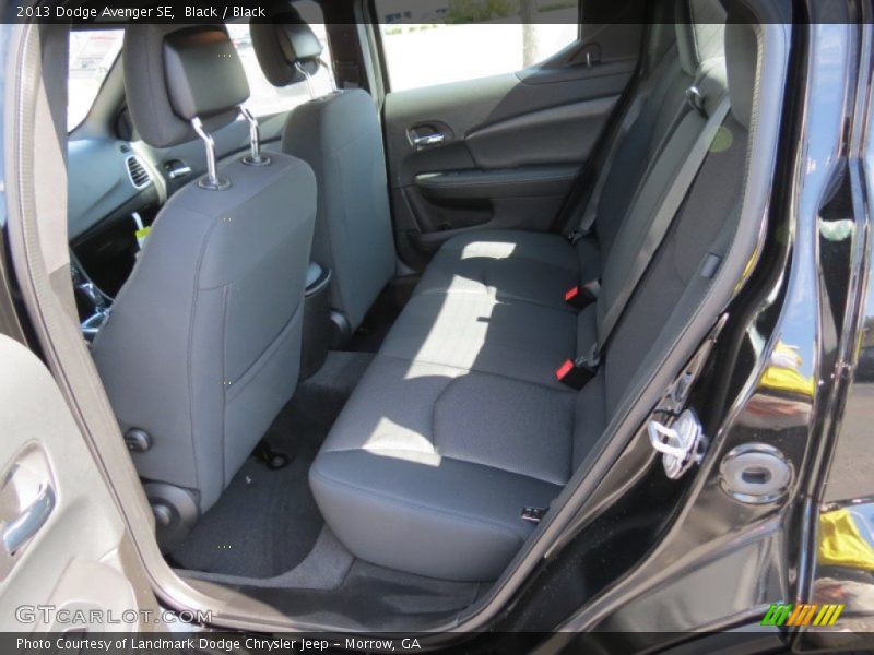 Black / Black 2013 Dodge Avenger SE