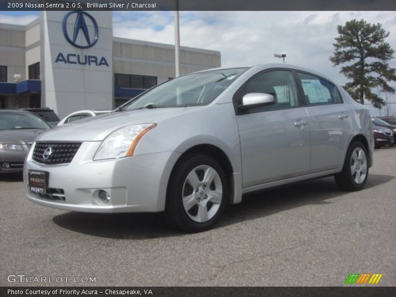 Brilliant Silver / Charcoal 2009 Nissan Sentra 2.0 S