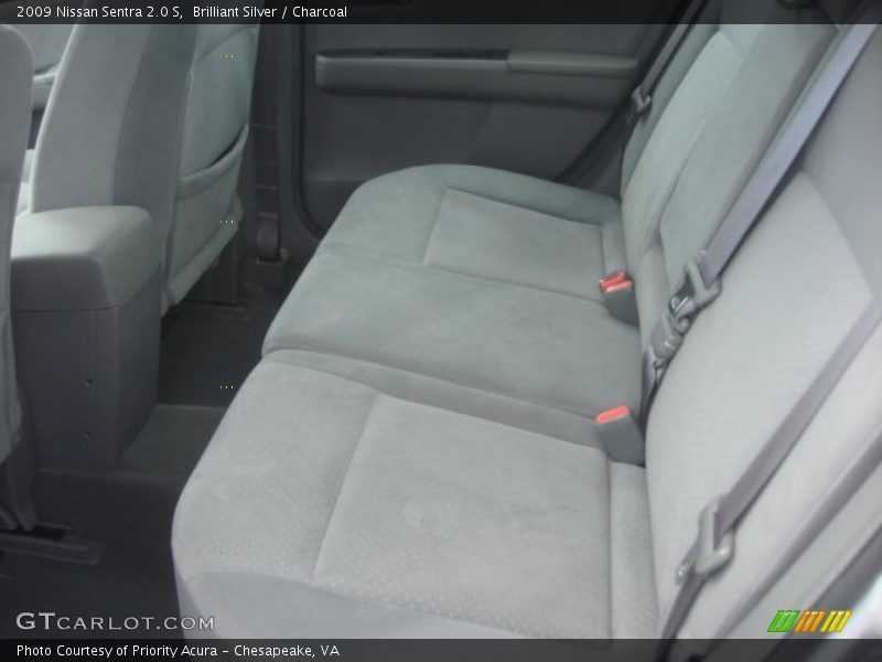 Brilliant Silver / Charcoal 2009 Nissan Sentra 2.0 S