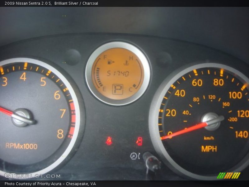 Brilliant Silver / Charcoal 2009 Nissan Sentra 2.0 S