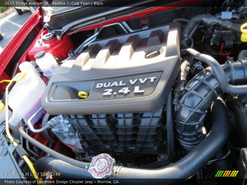 Redline 2-Coat Pearl / Black 2013 Dodge Avenger SE