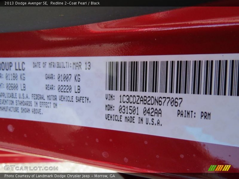 Redline 2-Coat Pearl / Black 2013 Dodge Avenger SE