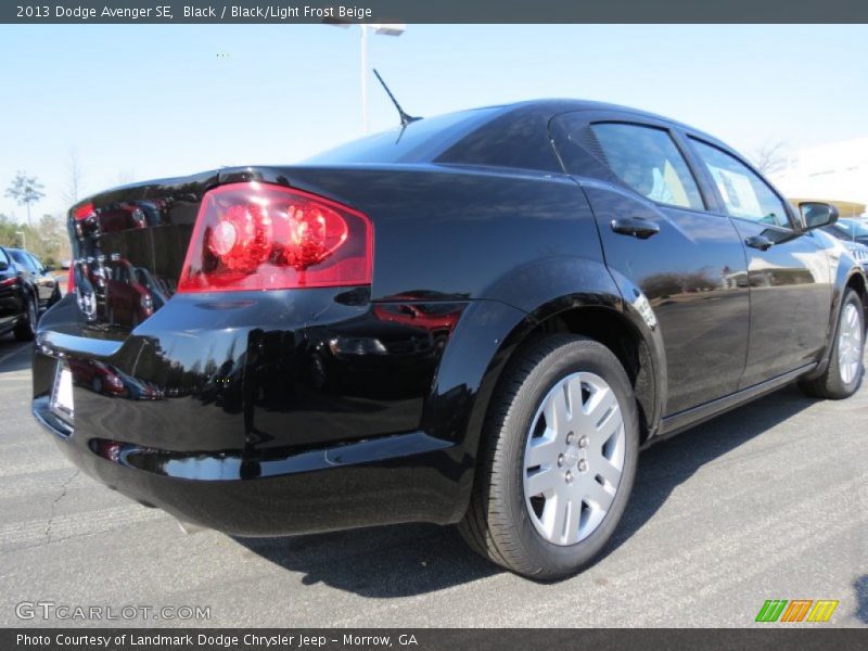 Black / Black/Light Frost Beige 2013 Dodge Avenger SE