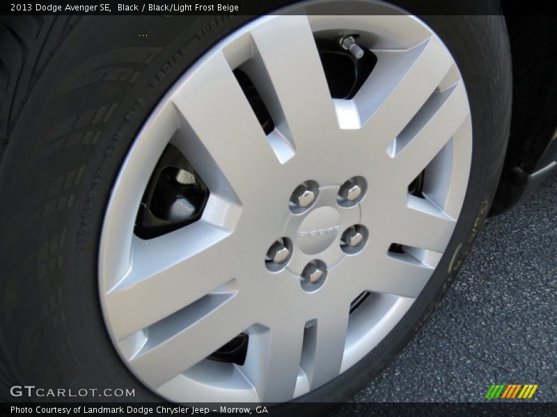 Black / Black/Light Frost Beige 2013 Dodge Avenger SE