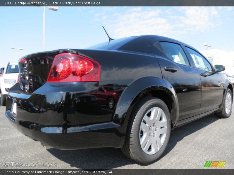 Black / Black/Light Frost Beige 2013 Dodge Avenger SE