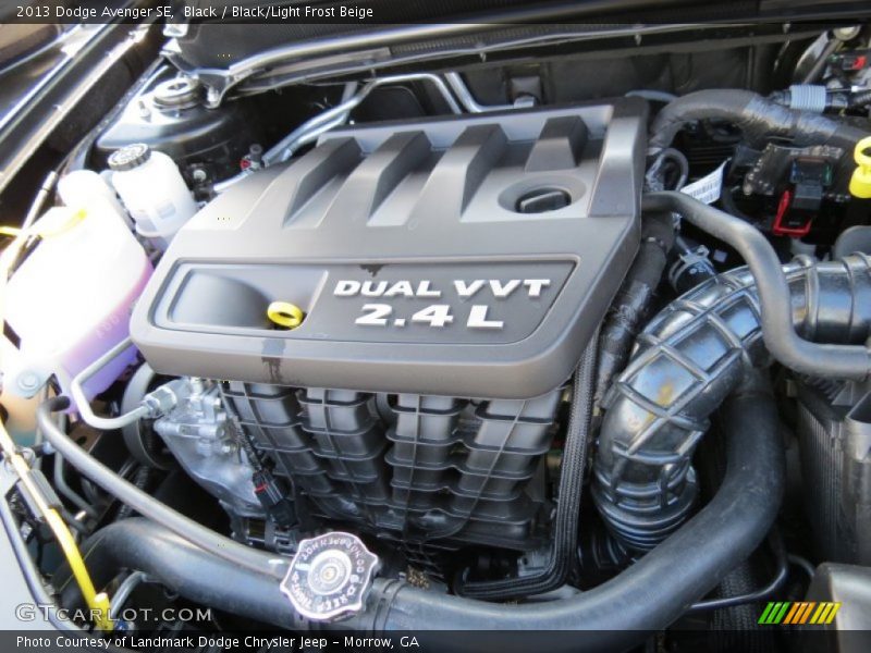 Black / Black/Light Frost Beige 2013 Dodge Avenger SE