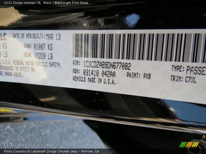 Black / Black/Light Frost Beige 2013 Dodge Avenger SE