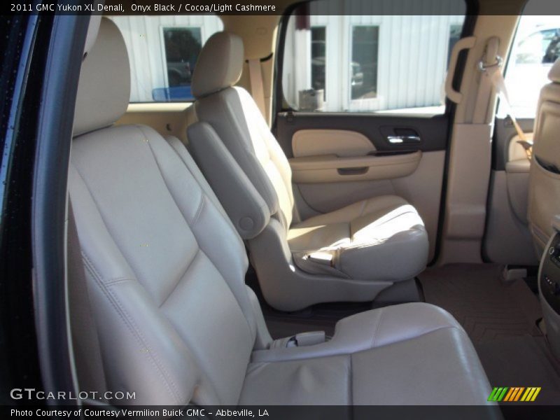 Onyx Black / Cocoa/Light Cashmere 2011 GMC Yukon XL Denali