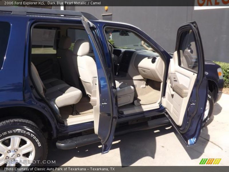 Dark Blue Pearl Metallic / Camel 2006 Ford Explorer XLS