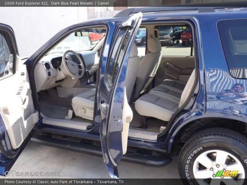 Dark Blue Pearl Metallic / Camel 2006 Ford Explorer XLS