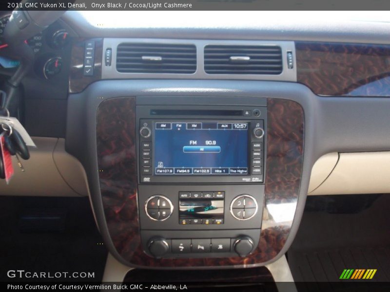 Onyx Black / Cocoa/Light Cashmere 2011 GMC Yukon XL Denali