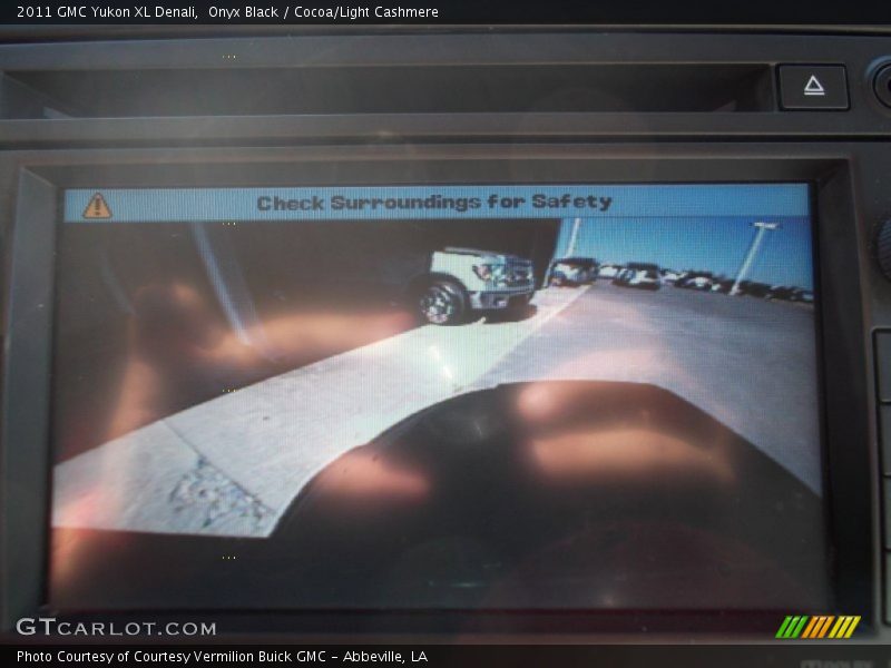 Onyx Black / Cocoa/Light Cashmere 2011 GMC Yukon XL Denali