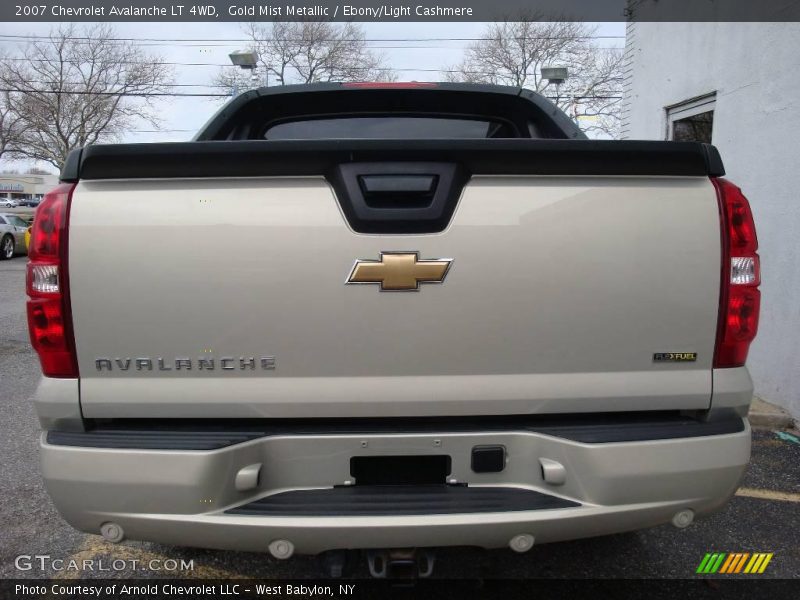 Gold Mist Metallic / Ebony/Light Cashmere 2007 Chevrolet Avalanche LT 4WD