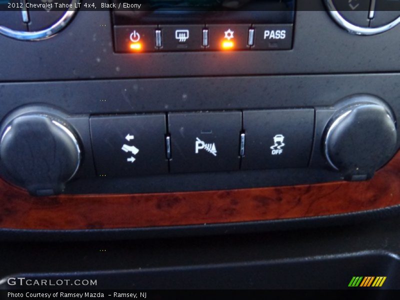 Black / Ebony 2012 Chevrolet Tahoe LT 4x4