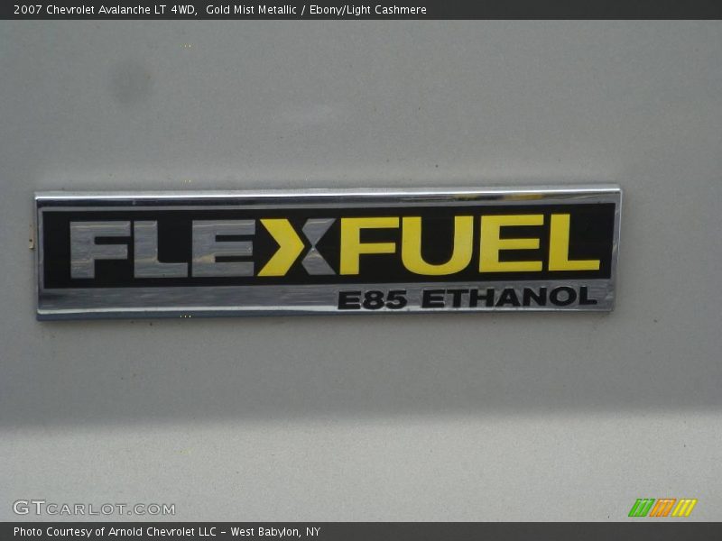 Gold Mist Metallic / Ebony/Light Cashmere 2007 Chevrolet Avalanche LT 4WD