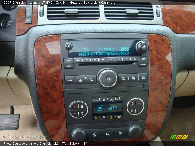 Gold Mist Metallic / Ebony/Light Cashmere 2007 Chevrolet Avalanche LT 4WD