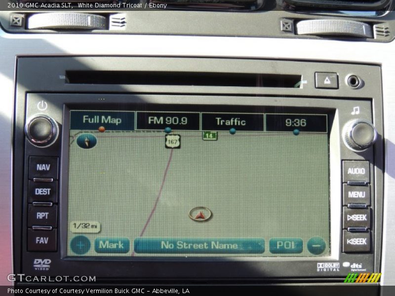 White Diamond Tricoat / Ebony 2010 GMC Acadia SLT