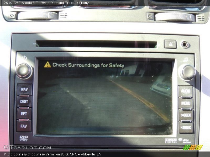 White Diamond Tricoat / Ebony 2010 GMC Acadia SLT