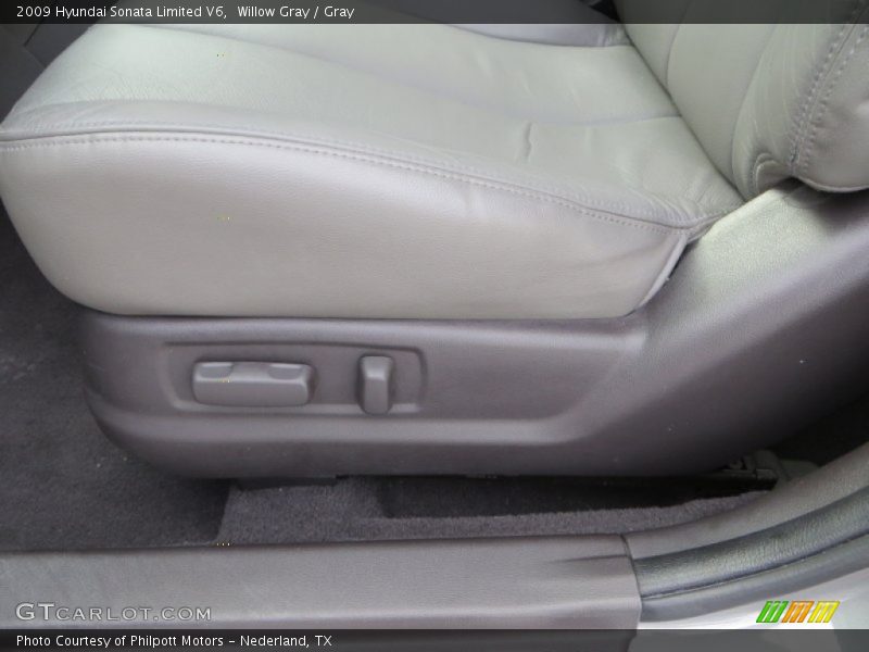 Willow Gray / Gray 2009 Hyundai Sonata Limited V6