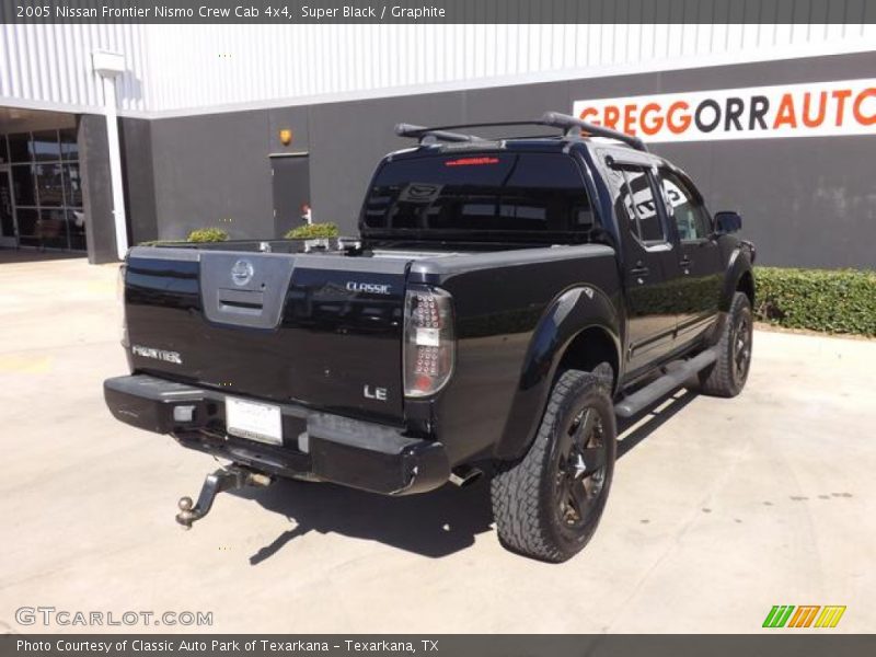 Super Black / Graphite 2005 Nissan Frontier Nismo Crew Cab 4x4