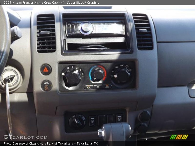 Super Black / Graphite 2005 Nissan Frontier Nismo Crew Cab 4x4