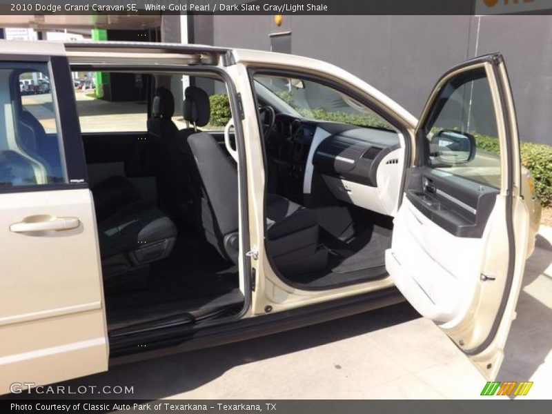 White Gold Pearl / Dark Slate Gray/Light Shale 2010 Dodge Grand Caravan SE