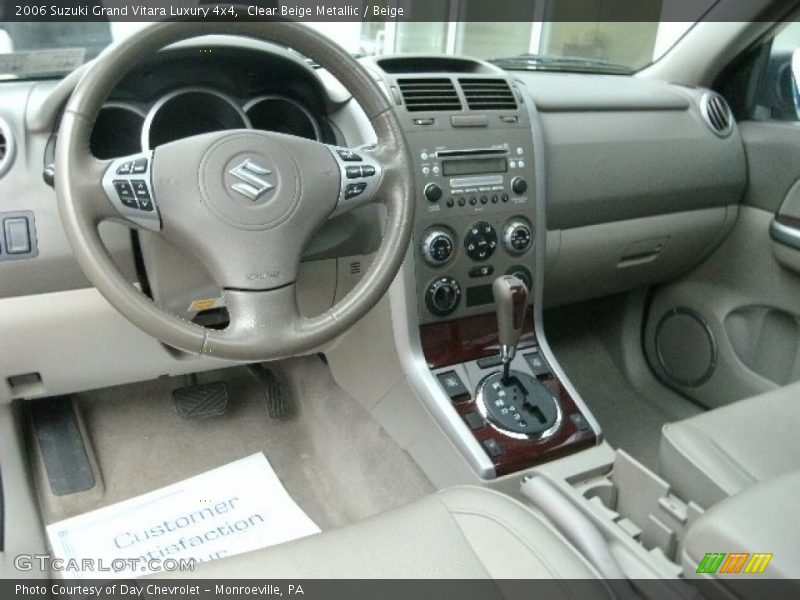 Clear Beige Metallic / Beige 2006 Suzuki Grand Vitara Luxury 4x4