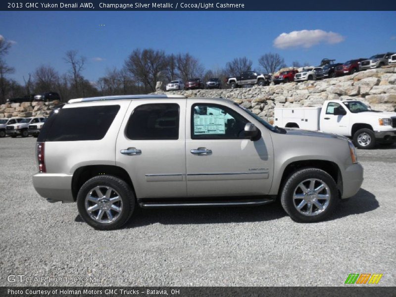 Champagne Silver Metallic / Cocoa/Light Cashmere 2013 GMC Yukon Denali AWD