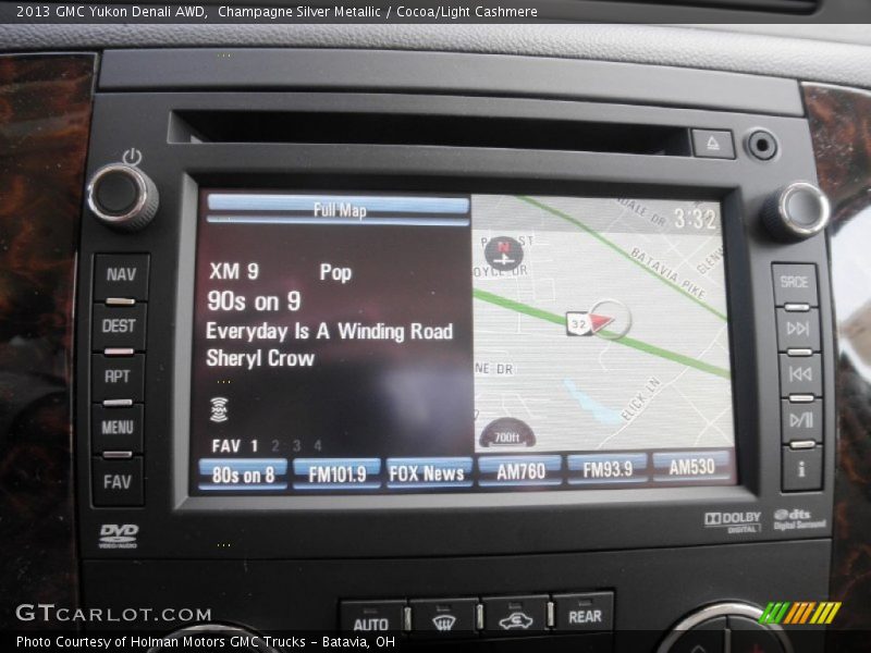 Champagne Silver Metallic / Cocoa/Light Cashmere 2013 GMC Yukon Denali AWD