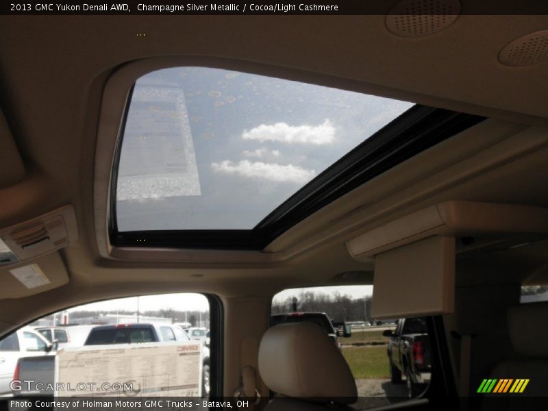 Champagne Silver Metallic / Cocoa/Light Cashmere 2013 GMC Yukon Denali AWD