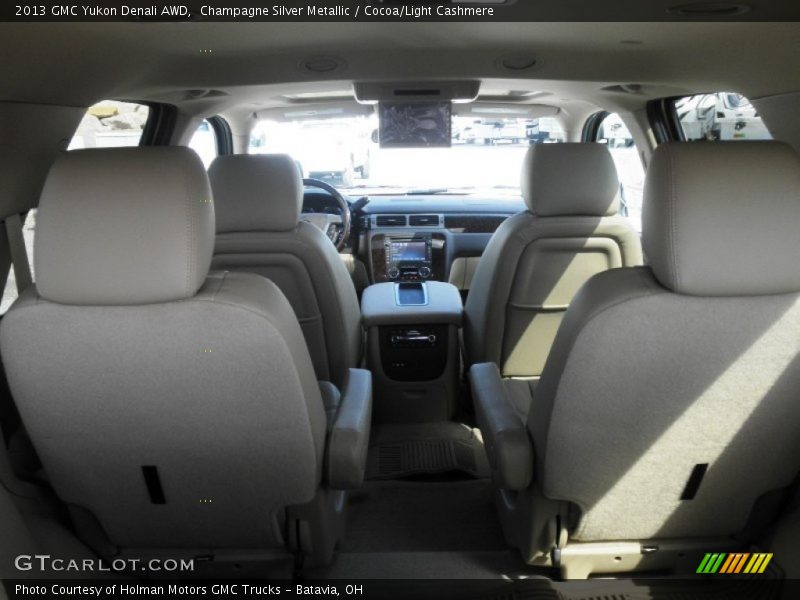 Champagne Silver Metallic / Cocoa/Light Cashmere 2013 GMC Yukon Denali AWD