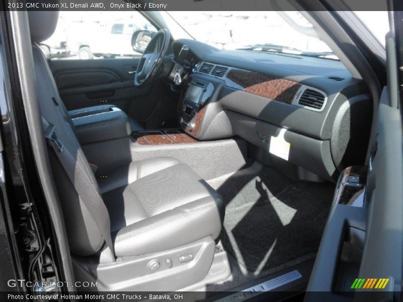 Onyx Black / Ebony 2013 GMC Yukon XL Denali AWD