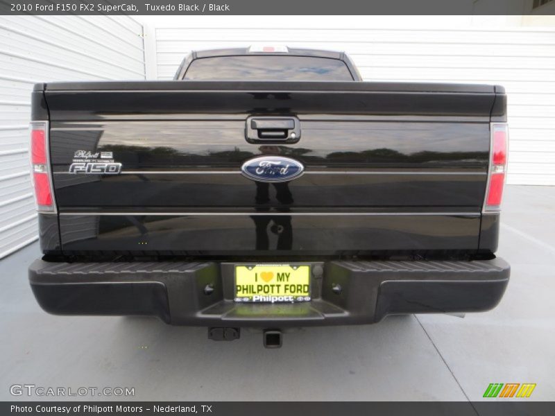 Tuxedo Black / Black 2010 Ford F150 FX2 SuperCab