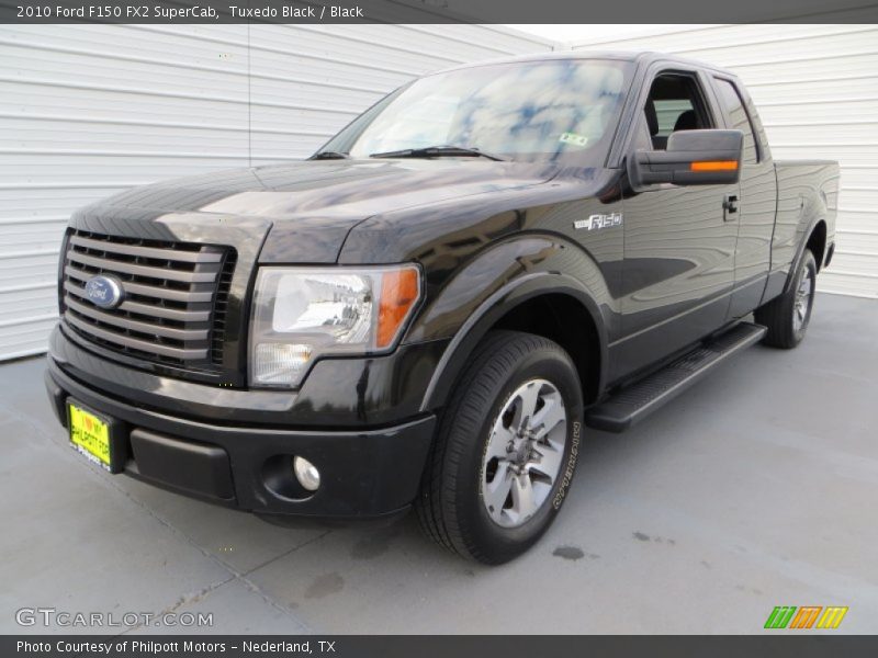 Tuxedo Black / Black 2010 Ford F150 FX2 SuperCab