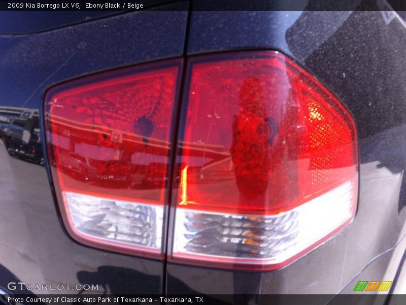 Ebony Black / Beige 2009 Kia Borrego LX V6