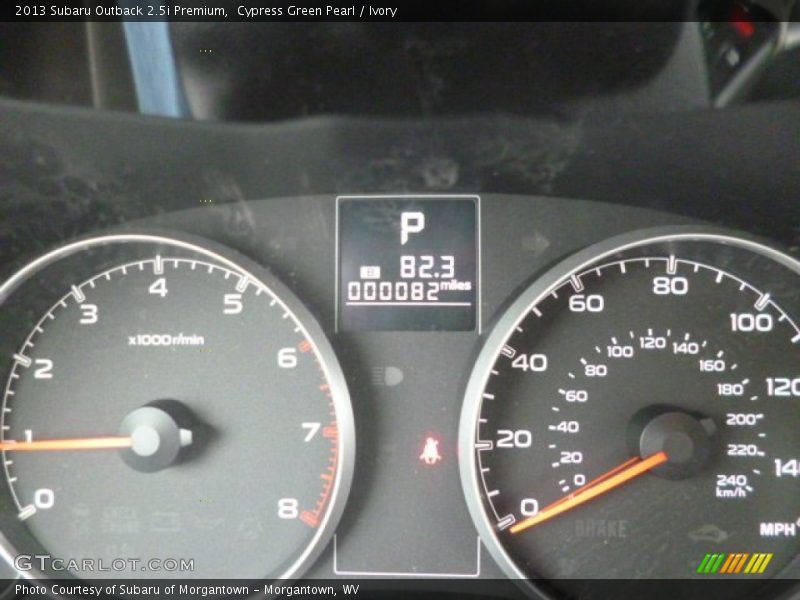 Cypress Green Pearl / Ivory 2013 Subaru Outback 2.5i Premium
